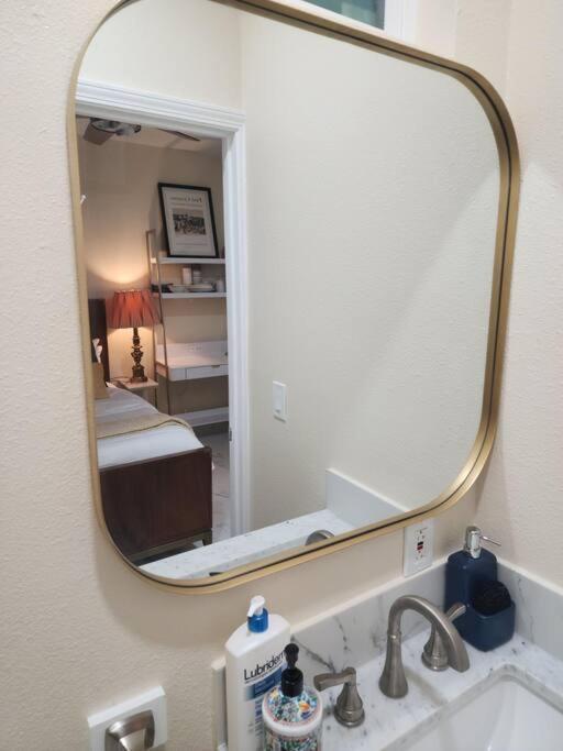Apartment Cozy Tiny Private Guestsuite *