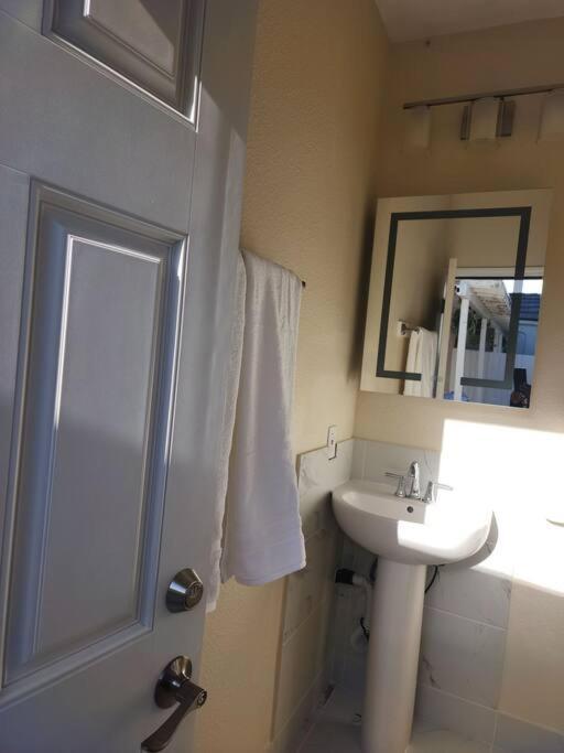 Cozy Tiny Private Guestsuite * Lancaster